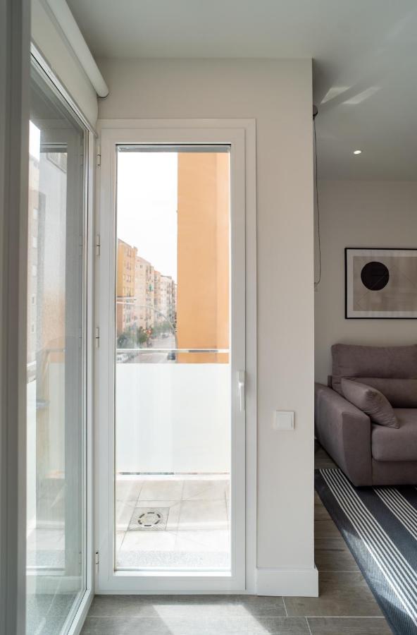 Aac Malaga - Apartamento Luminoso Y Nuevo, A 1,3Km Del Centro De Málaga Exterior foto